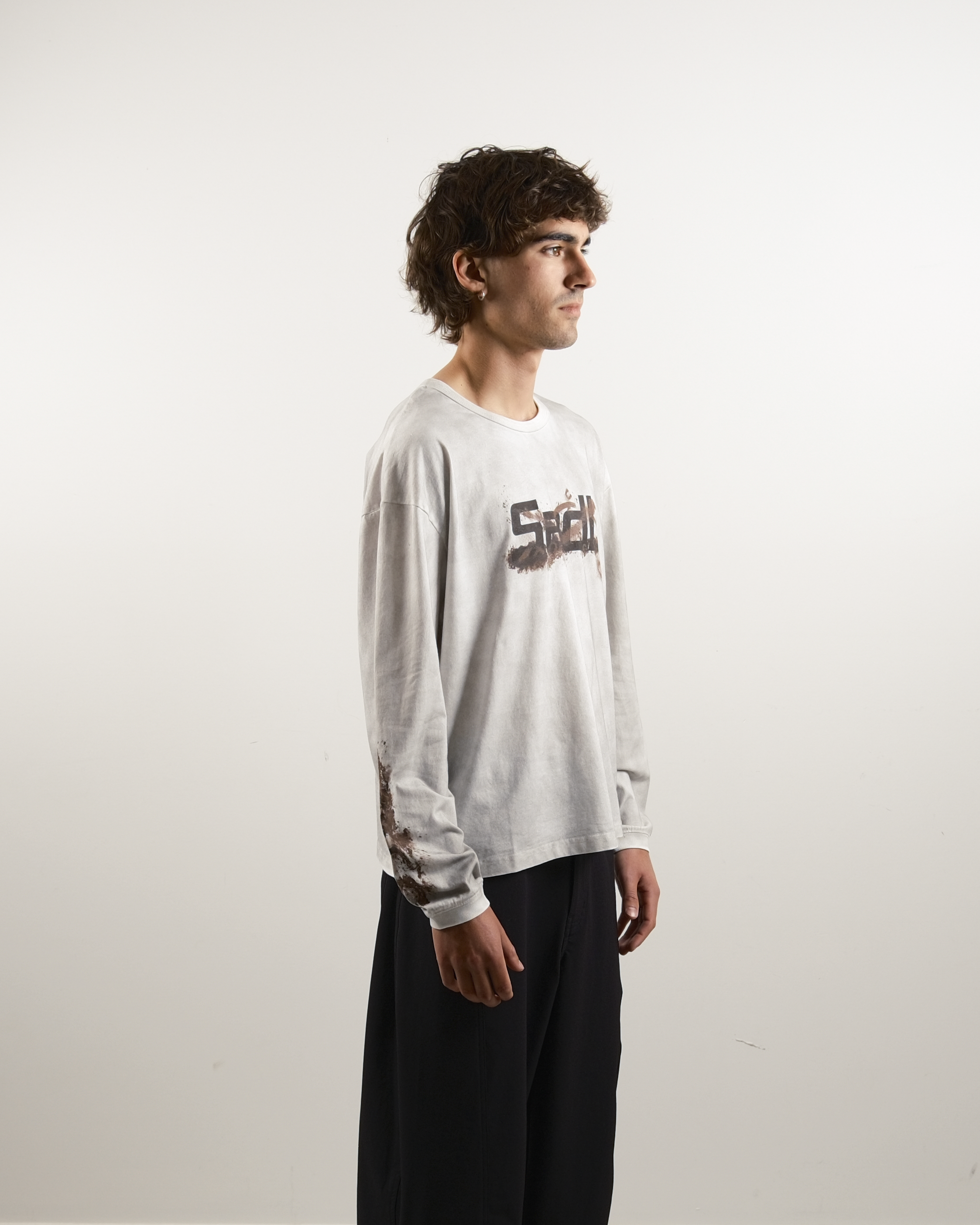 Clay Graphic Long Sleeve T-Shirt