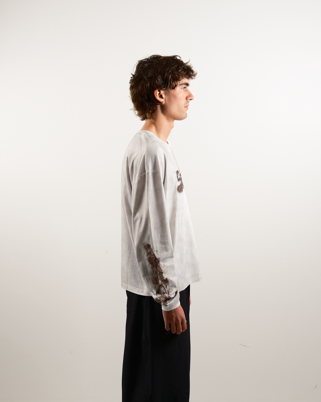 Clay Graphic Long Sleeve T-Shirt